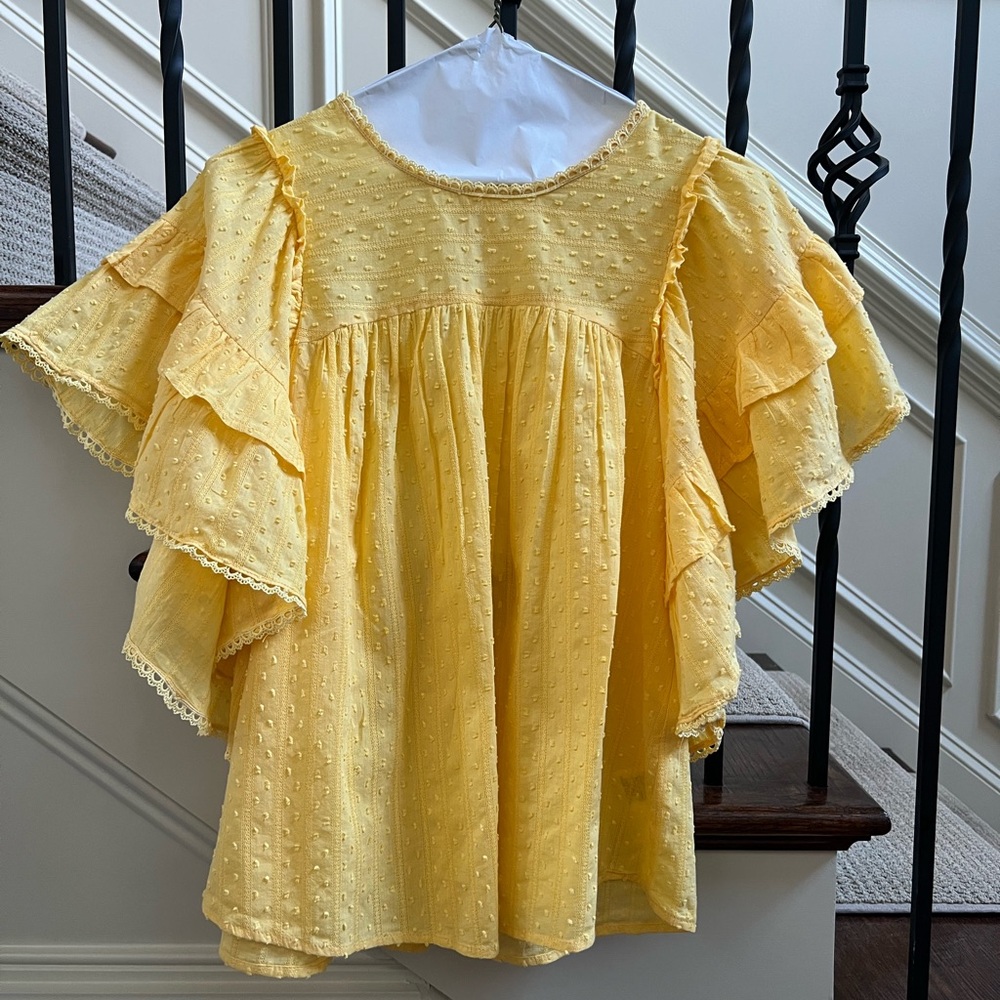 Umgee Sunny Yellow Swiss Dot Lace Top blouse medium